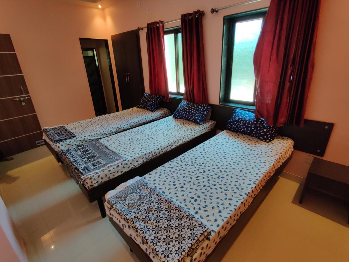 Bandekar Home Stay Mālvan Exterior foto